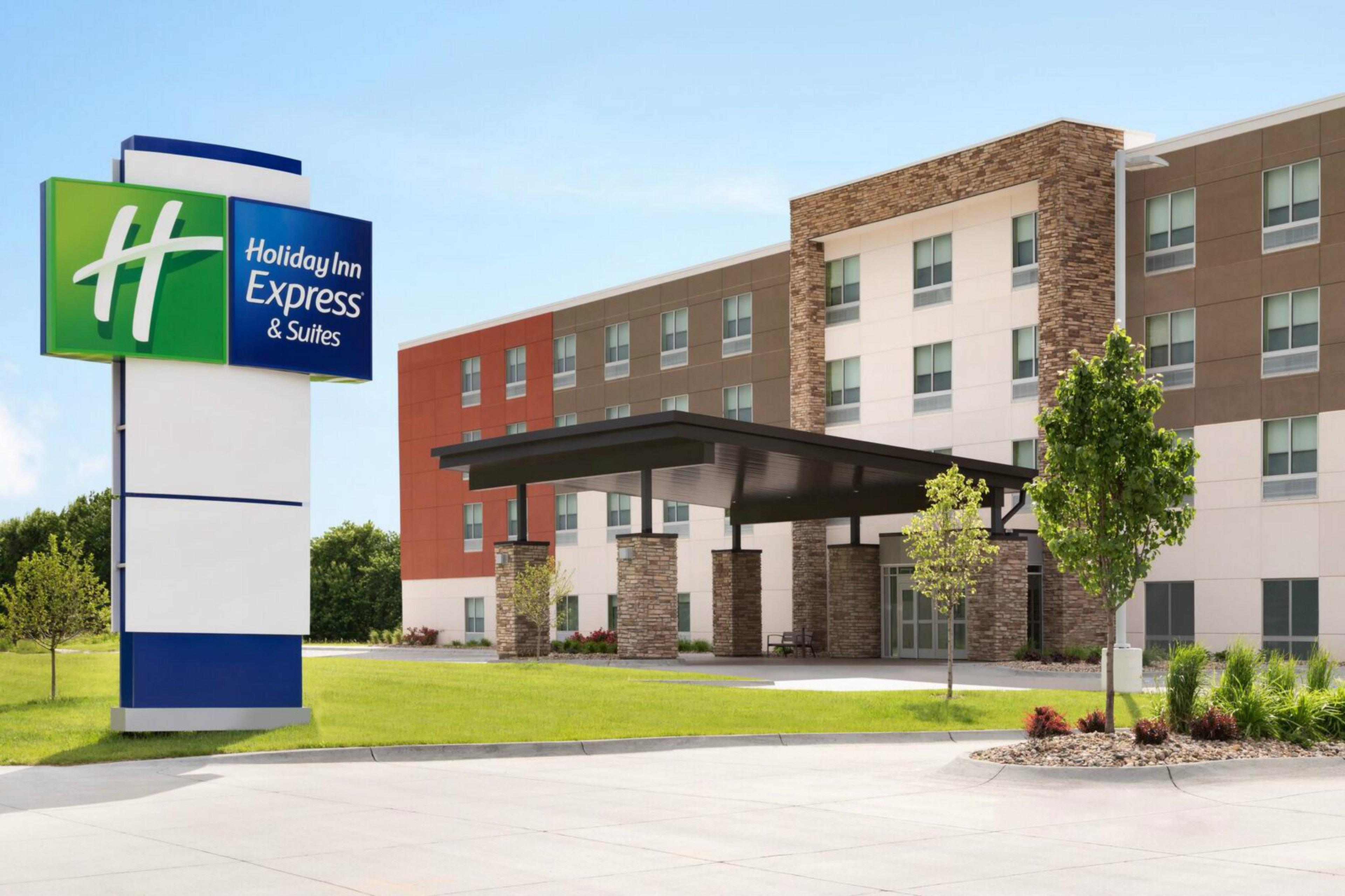 Holiday Inn Express & Suites - Millersburg, An Ihg Hotel Exterior photo